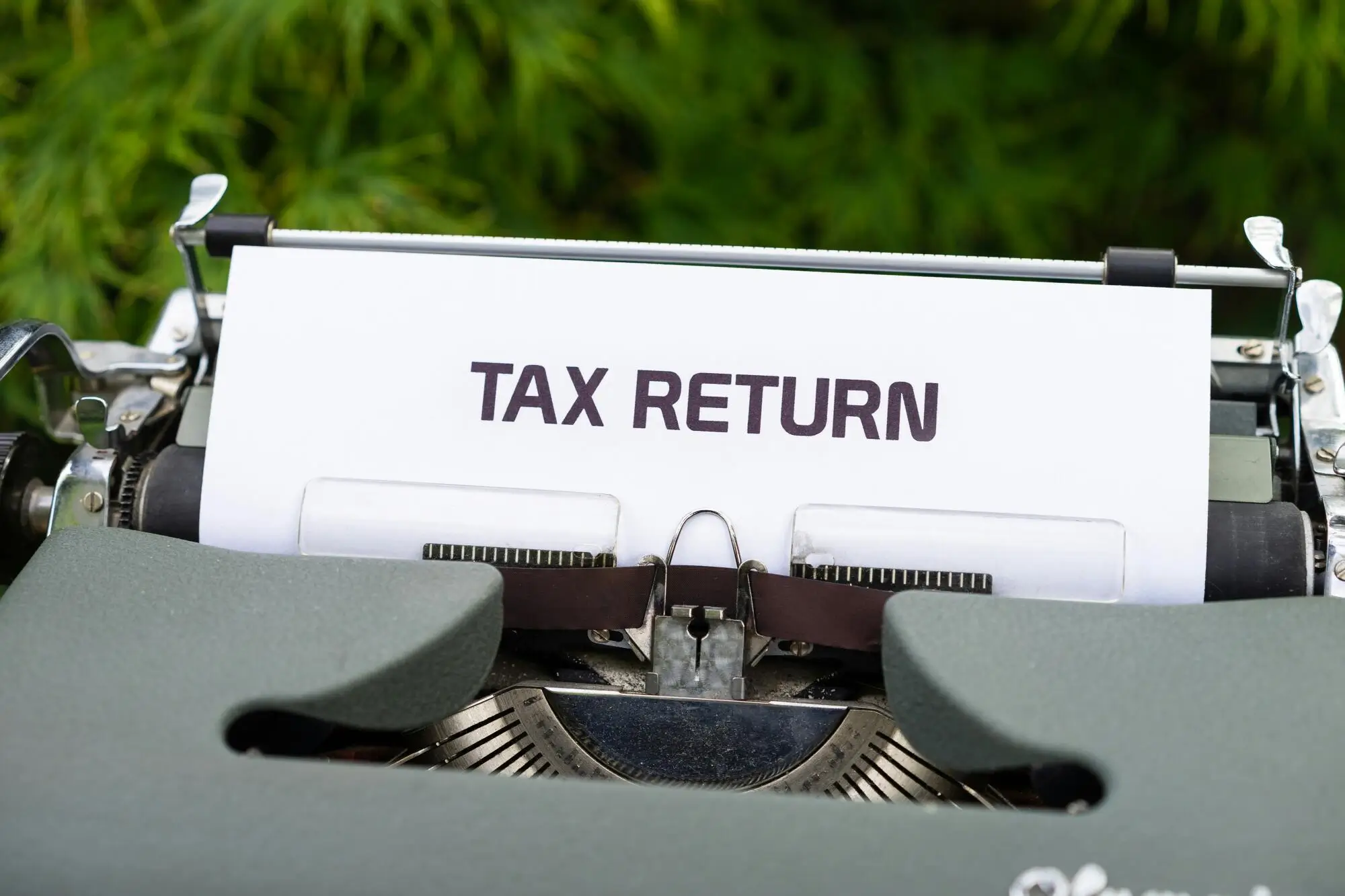 Property Manager's Guide to Tax Time and Sending 1099s to Landlords